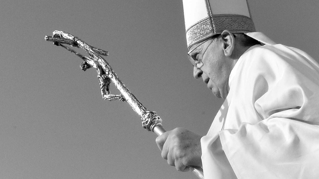 Na grobie tylko imię. Opublikowano testament papieża