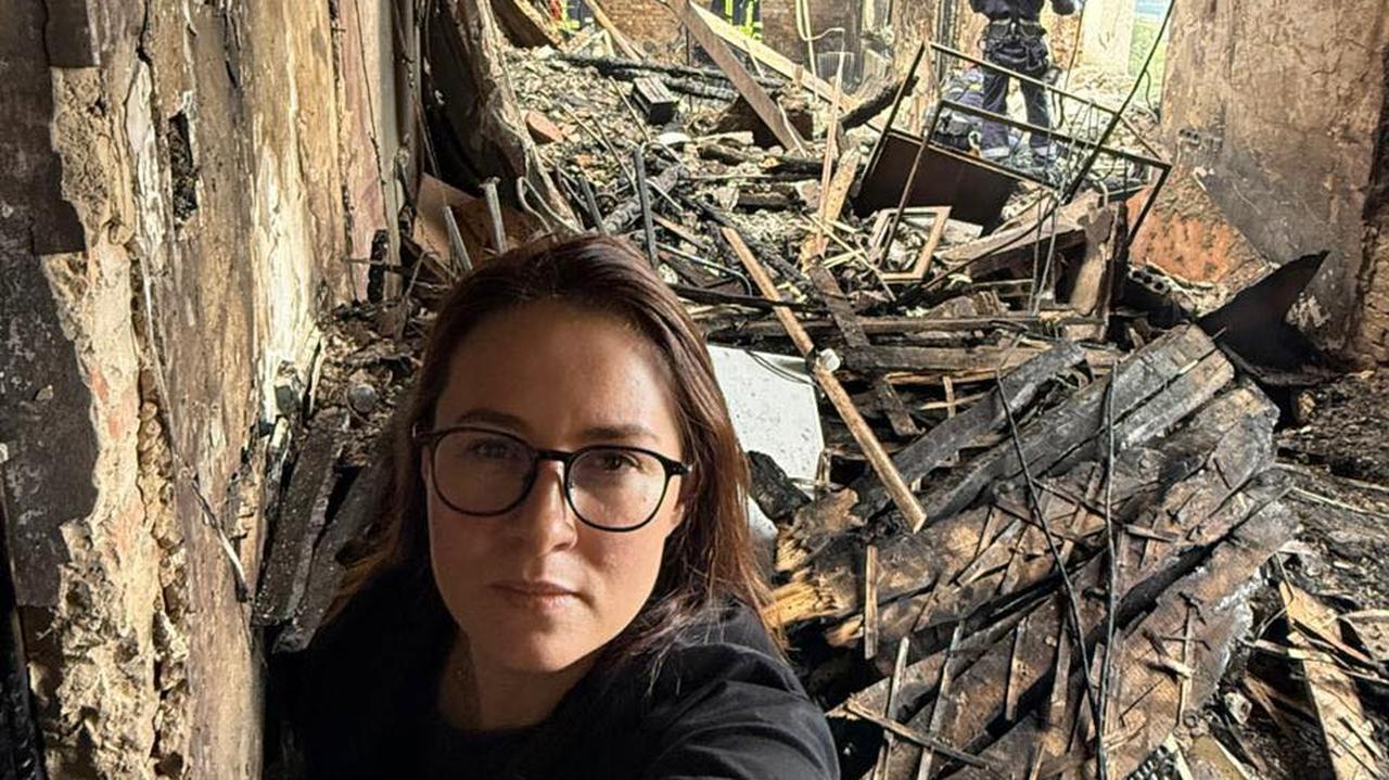 Ostrzelana siedziba rządu w Kijowie. Premier pokazuje wnętrze