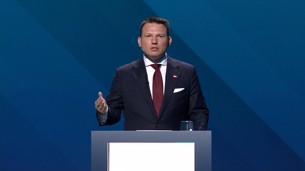 Pytanie o "zwykłe klapsy". Mentzen: a komu zaszkodziły?