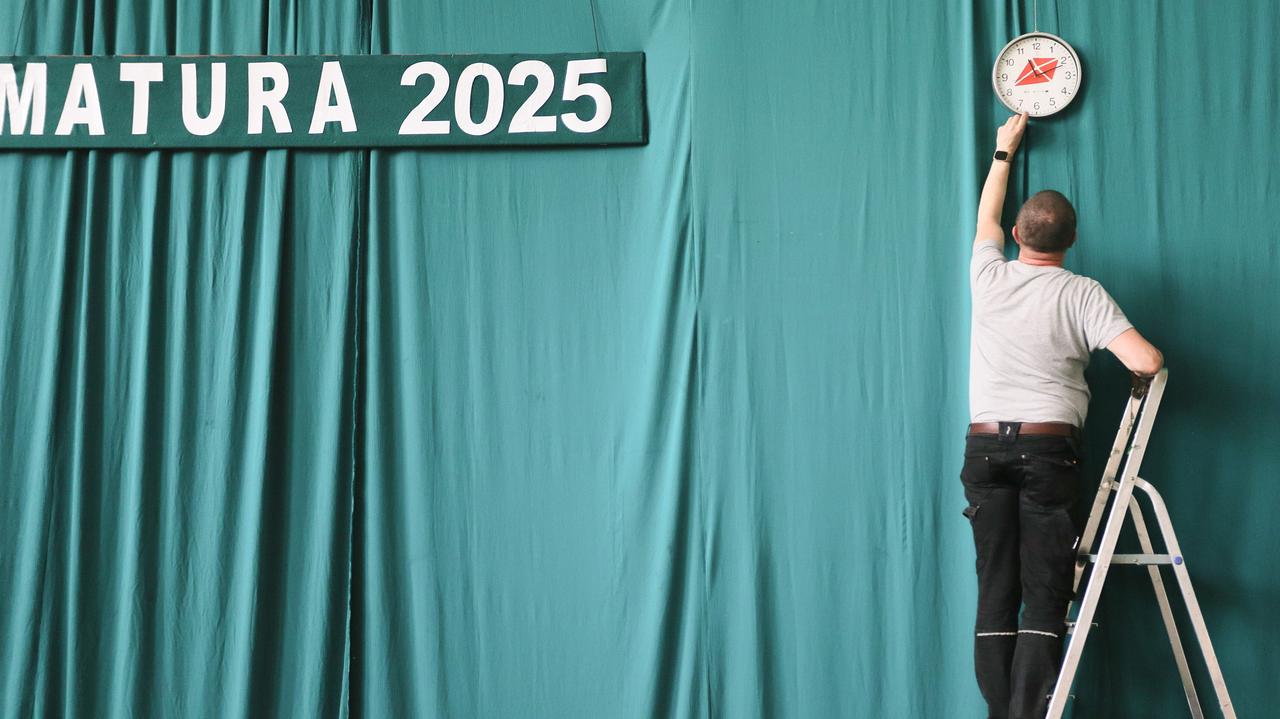 Matura 2025. "Nie da się przejść całego życia w okularach z czatem GPT"