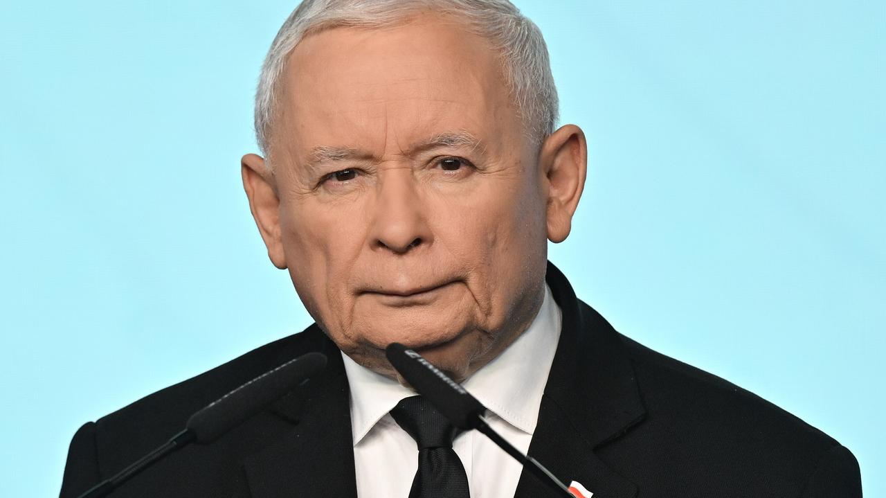 Kaczyński o alkoholu w Sejmie. Wspomina "tonik bez kapsla"