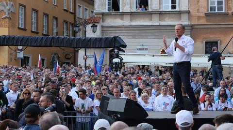 Donald Tusk na samym końcu kampanii wyborczej zaostrzył retorykę. Przypomniał o swojej obietnicy: rozliczymy zło