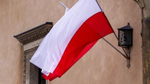 Dyrektor Biura Programu "Niepodległa": w ciagu ostatniego roku polską flagę wywiesiło 36 procent Polaków 