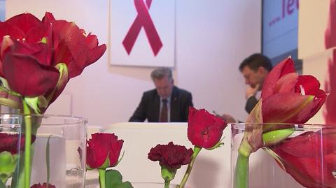 01.12.2015 | Tysiące Polaków nie wiedzą, że są zarażeni wirusem HIV. Dziennie 3 osoby dowiadują się o zakażeniu