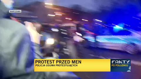 Protest przed MEN