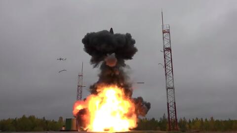 Rosjanie testują pocisk balistyczny Topol na kosmodromie Plesieck 