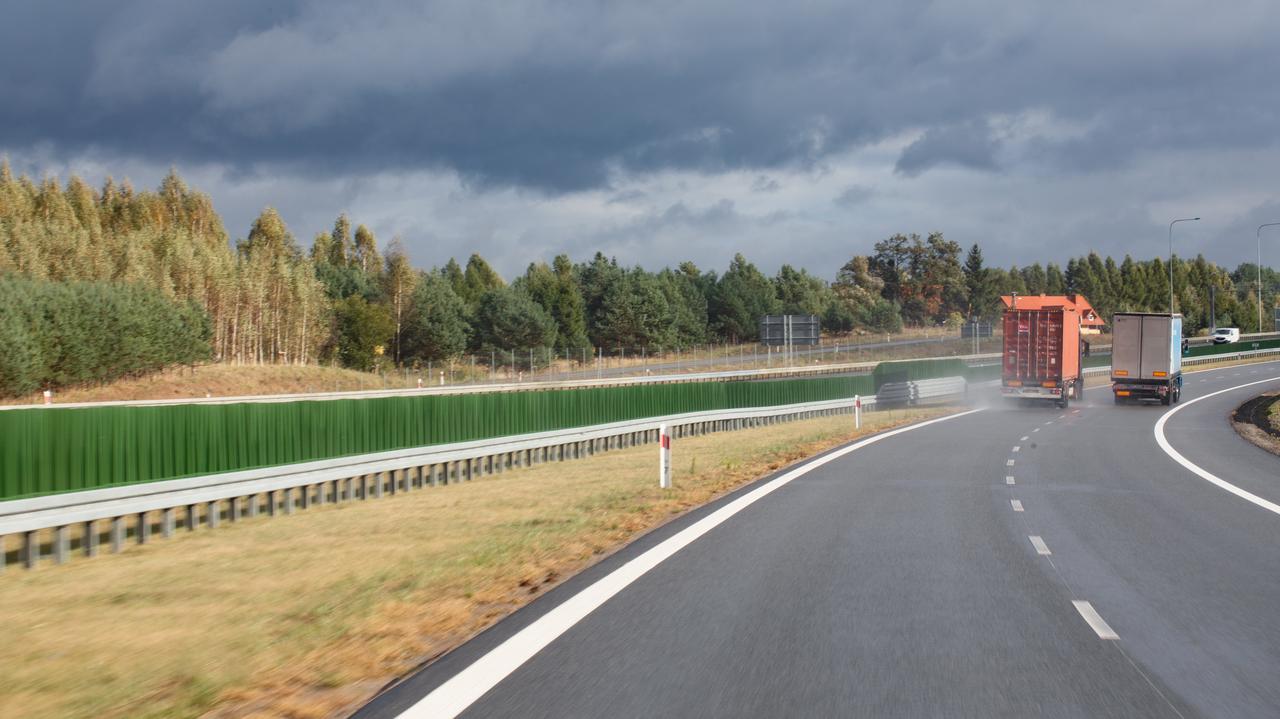 Była na drodze ekspresowej, gdy zaczęła rodzić. Szpital był za daleko