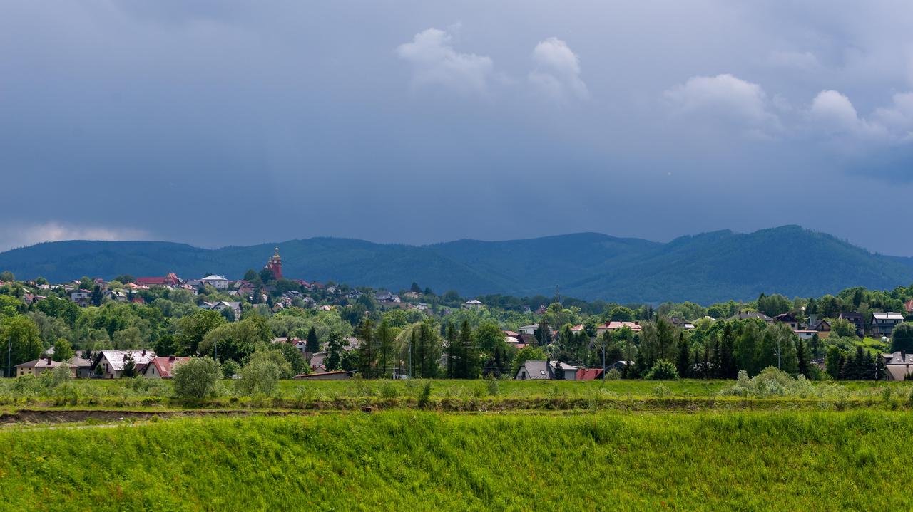 Alert RCB. "Zabezpiecz rzeczy, które może porwać wiatr"