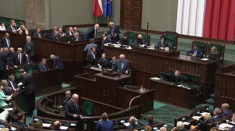 Posłowie wstali i odmówili modlitwę za zmarłego Mieczysława Gila