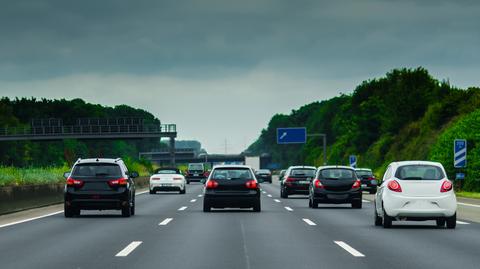 Drogowcy podniosą szlabany na autostradach