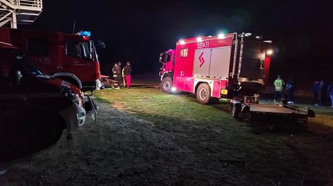 Strażacy uratowali dwóch 14-latków, którzy utknęli na bagnach
