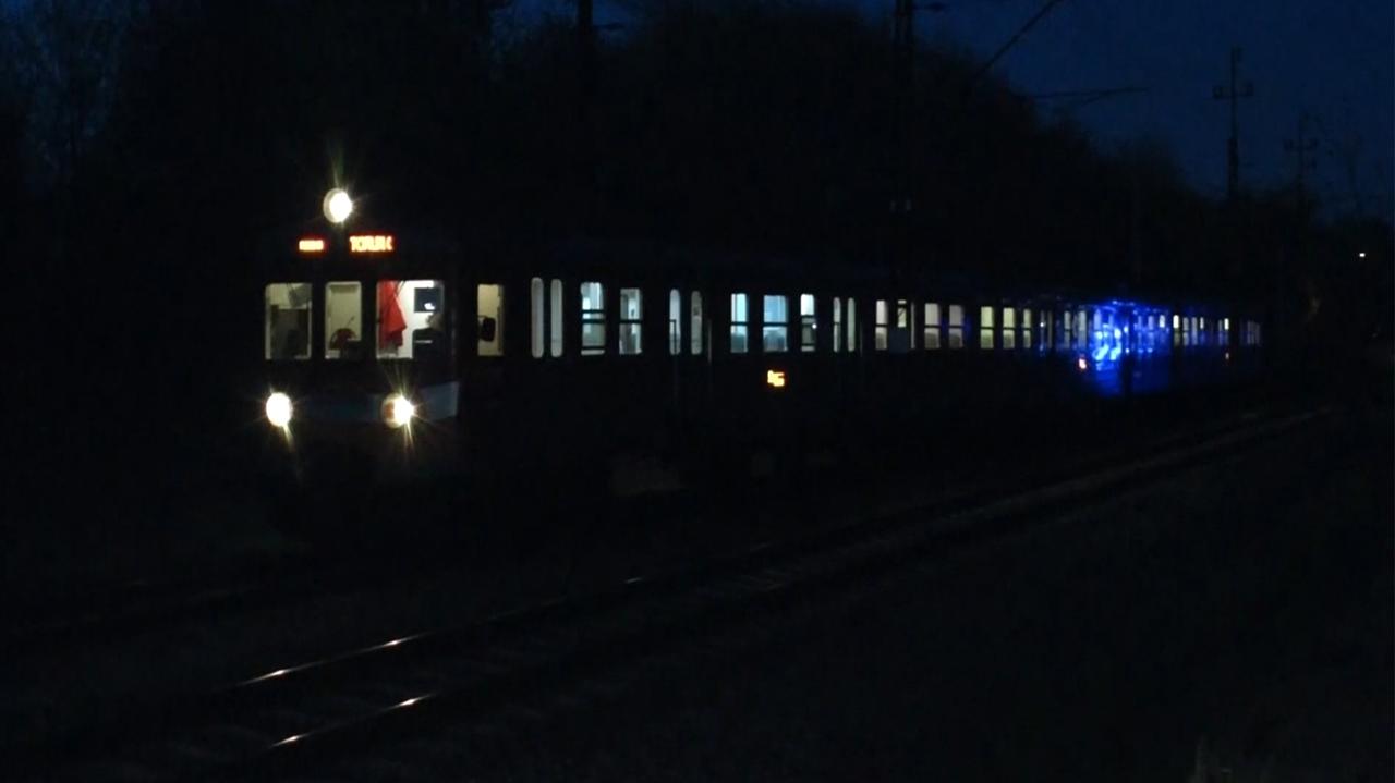 Sześciolatek potrącony przez pociąg przeszedł operację. Jego stan jest ciężki