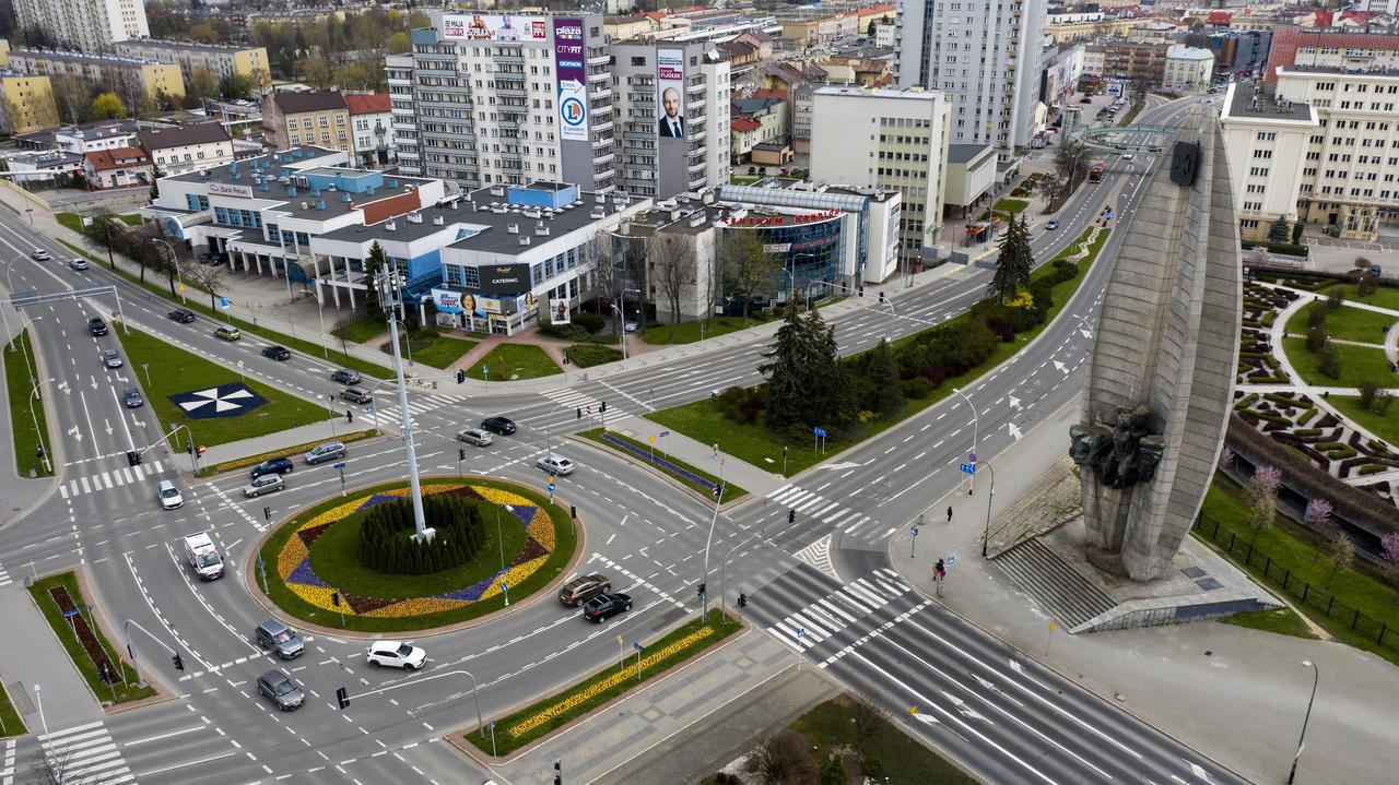 Rzeszow.  Durante las elecciones presidenciales de Rzeszów.  Borrador de la Ordenanza del Primer Ministro en la fecha de las nuevas elecciones.  Comentario de los candidatos