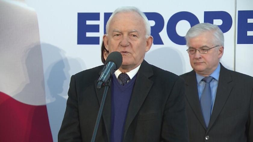 Miller: odpowiedzią na problemy Polski muszą być błękit i złote gwiazdy Unii Europejskiej