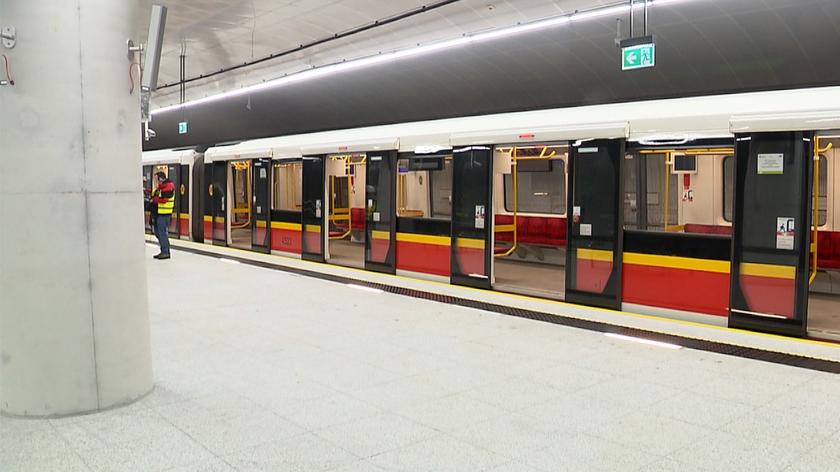 Metro dotarło do Targówka. Niepewny los trzeciej linii