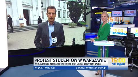 Students protest Andrzej Duda's visit at the University of Warsaw