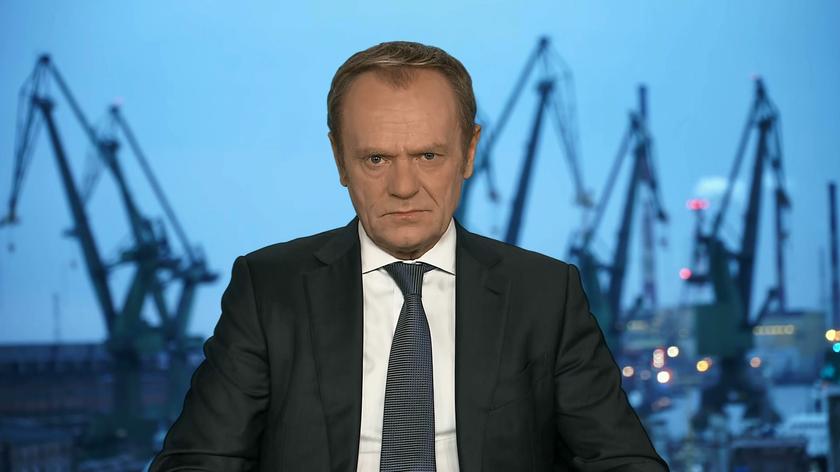 Tusk: należałoby oczekiwać od rządzących i bezpośrednio od Jarosława Kaczyńskiego, aby przerwali ten ponury spektakl, czyli grę Smoleńskiem