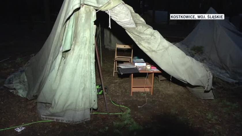 Ponad 370 osób ewakuowano z obozu w Kostkowicach