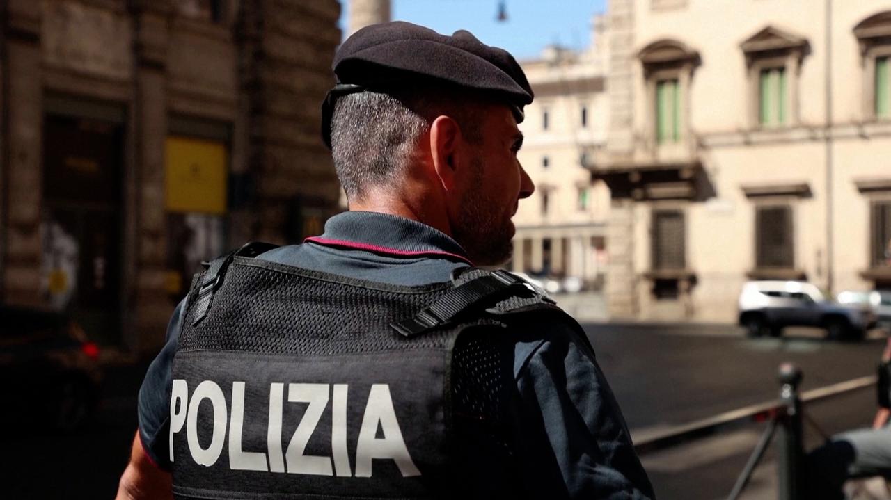 Przebierał się za zmarłą matkę, aby dostawać jej emeryturę