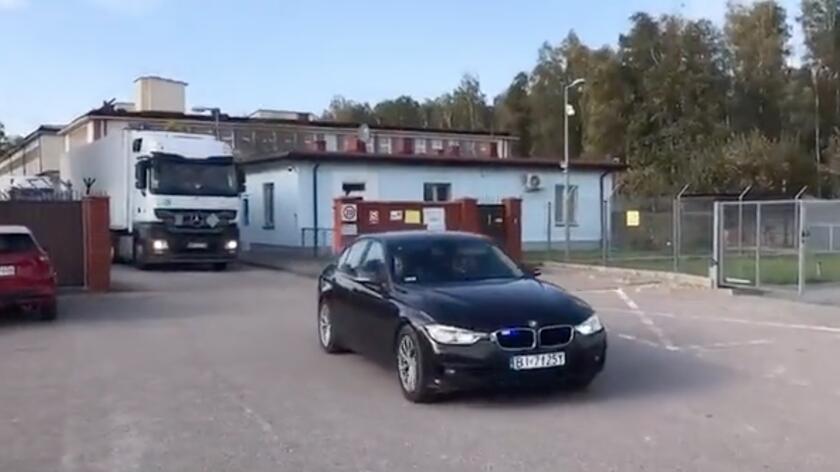 Kuczmierowski: dziś trzy tiry ze sprzętem wyjadą do przejścia granicznego w Bobrownikach