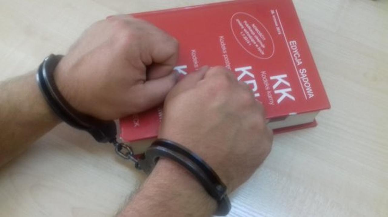 Ukrywał się od dziewięciu lat. Wpadł, gdy przyjechał do Polski odpocząć