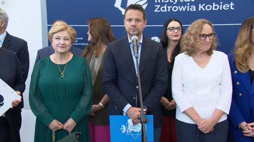 Trzaskowski: pomagamy kobietom