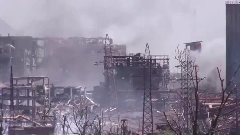Zakłady Azostwal w Mariupolu ostrzeliwane przez siły rosyjskie. Nagranie archiwalne