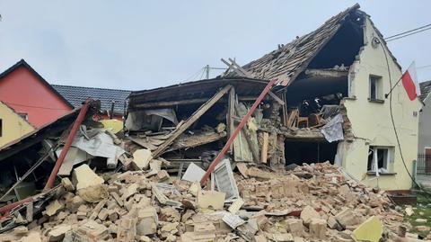Wybuch w domu w miejscowości Ożary. Jedna osoba nie żyje (materiał z 6.05.2022)