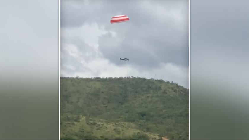 Udane lądowanie samolotu przy użyciu spadochronu w Brazylii