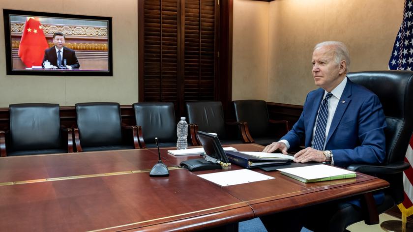 Joe Biden rozmawiał z przywódcą Chin Xi Jinpingiem