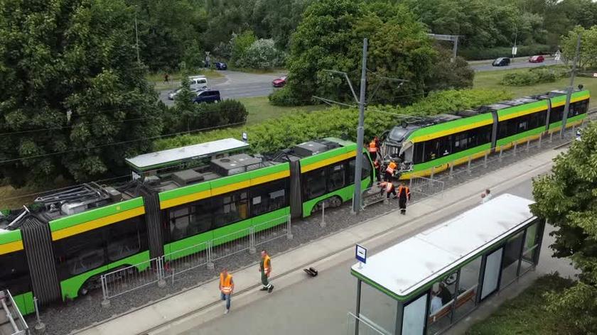 Zderzenie dwóch tramwajów przy rondzie Starołęka w Poznaniu