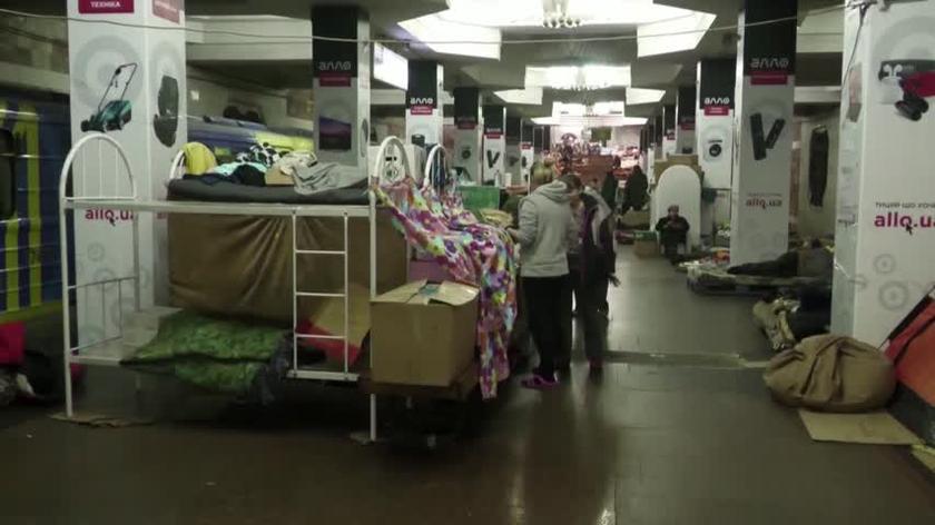Metro w Charkowie pełniło funkcję schronu. Wideo archiwalne