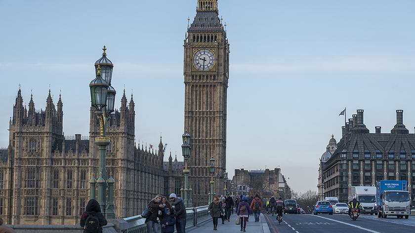 Izba Gmin za Brexitem. Materiał "Faktów z zagranicy" TVN24 BiS z 10.02