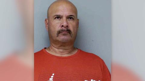 Gregory Rodriguez miał wykorzystać seksualnie 13 osadzonych w Central California Women's Facility