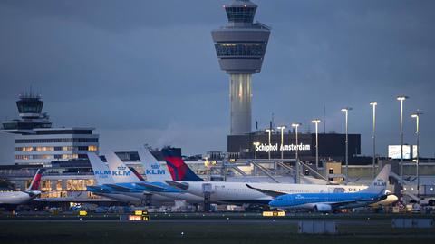 Lotnisko Schiphol w Amsterdamie. Nagranie archiwalne  