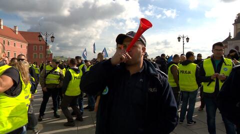 Policjanci znów chcą protestować. Cała rozmowa z Robertem Zielińskim