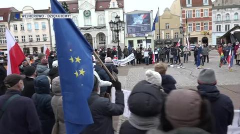 Wejherowo. Protest w obronie TVN i innych wolnych mediów