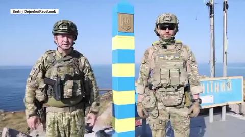 Ukraińscy żołnierze postawili znak graniczny na Wyspie Węży