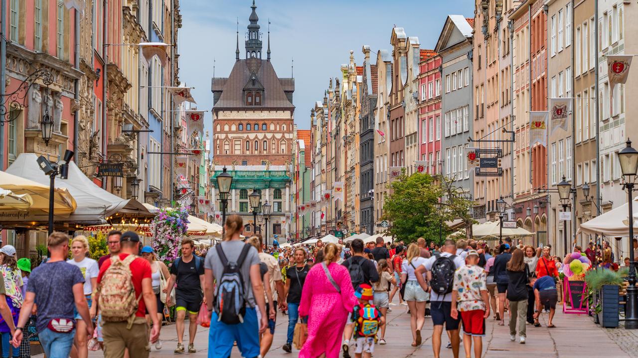 St Dominic's Fair in Gdańsk cancels artistic programme after Hungary tragedy