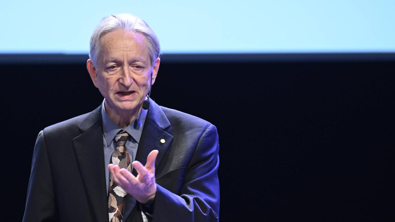 Hinton: im inteligentniejsza AI, tym mniej kontroli nad nią