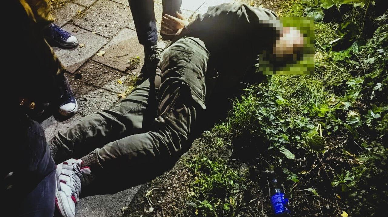 Sterroryzował ekspedientkę i zabrał pieniądze