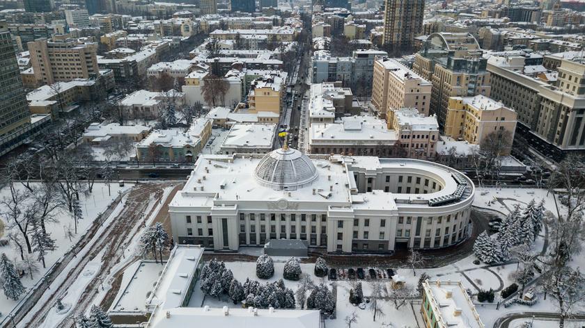 Parlament Ukrainy przegłosował wprowadzenie stanu wyjątkowego w kraju. Relacja Tomasza Kanika