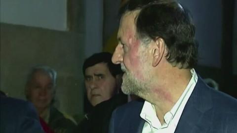 Hiszpania: premier uderzony w twarz podczas spotkania z wyborcami