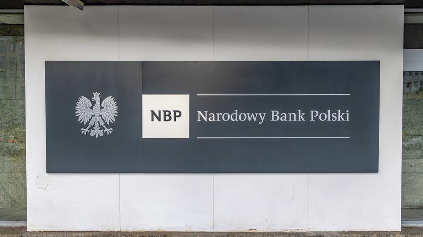 Gronkiewicz-Waltz: co NBP podniesie stopy procentowe, to premier dosypuje do drugiej kieszeni