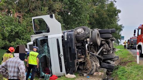 Wypadek ciężarówki pod Krakowem. Kierowca był reanimowany przez pół godziny