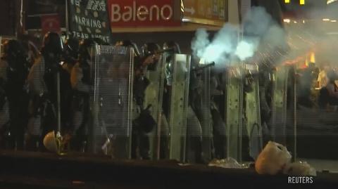 Znów starcia w Hongkongu. Policja użyła gazu łzawiącego