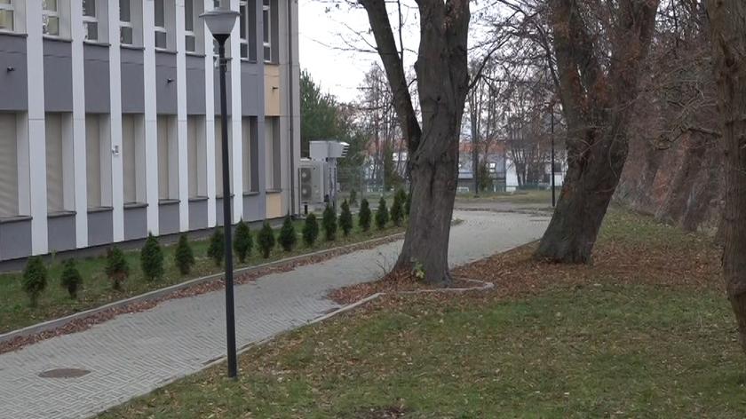 15-latek pobity przed szkołą w Gdyni. Policja zatrzymała trzy osoby