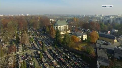 Cmentarz Bródnowski w Warszawie - widok z drona
