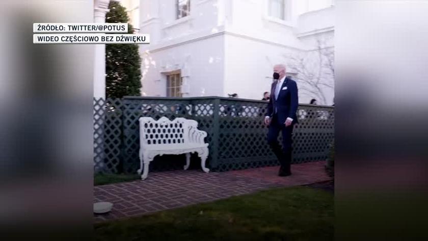 Joe Biden powitał w Białym Domu nowego psa, Commandera. Nagranie z grudnia 2021 roku