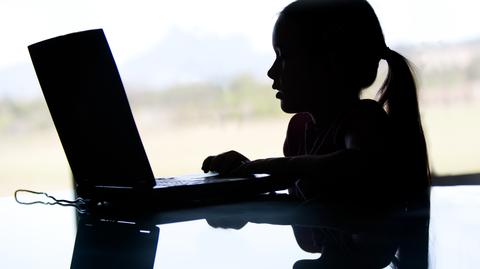 Jak chronić dziecko w sieci. Rozmowa z psycholożką Adrianną Sobol